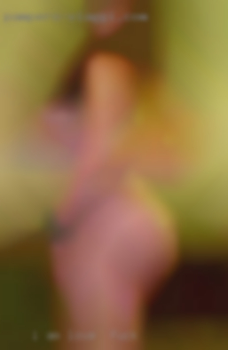 I am petit and love to fuck slim with large breasts.